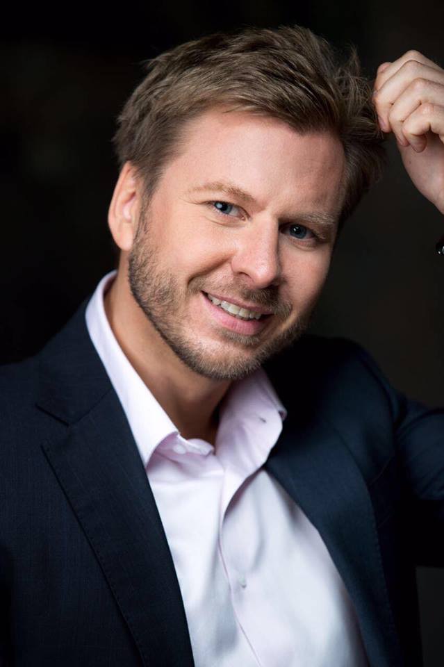 sergeybelovvedushiinasvadbu